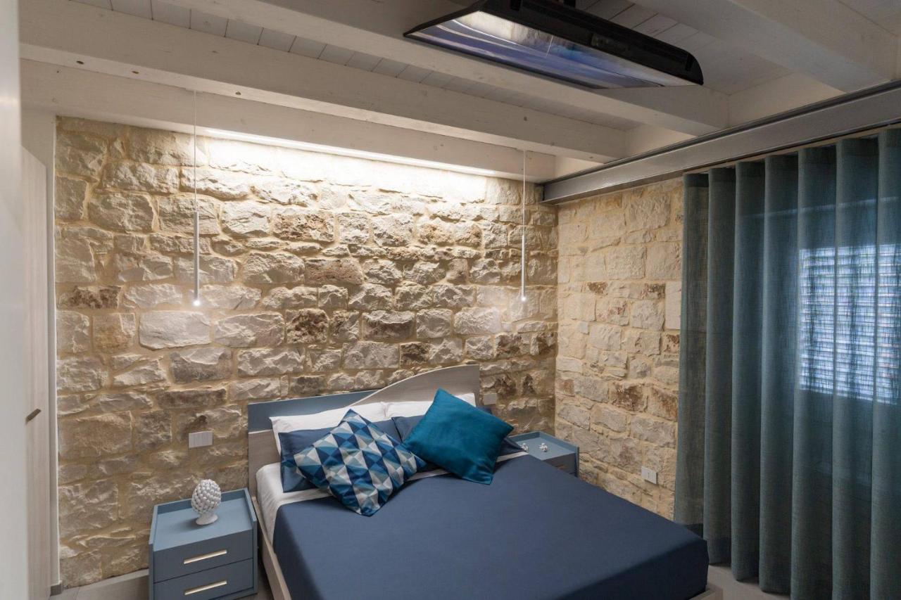Lovely Modern Apartment Модика Экстерьер фото