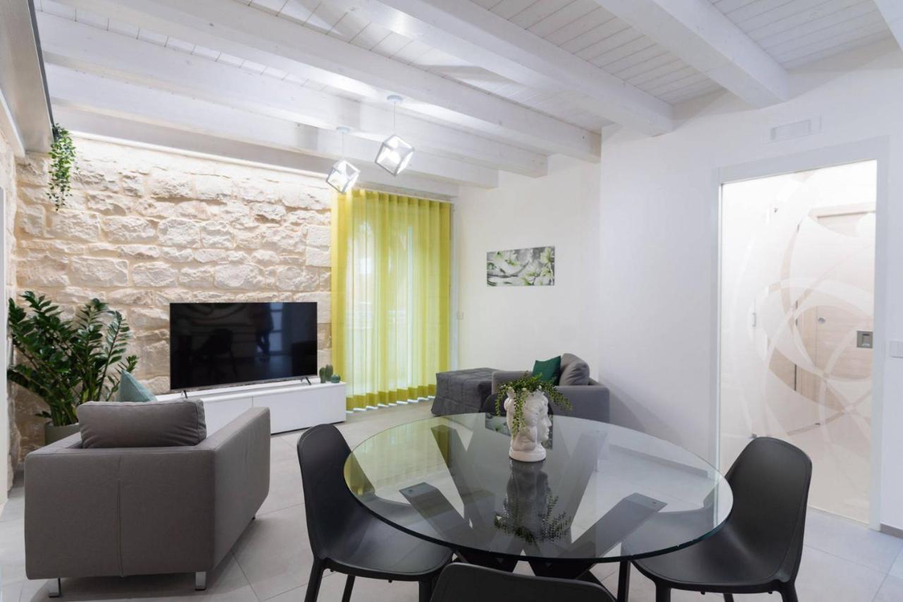 Lovely Modern Apartment Модика Экстерьер фото