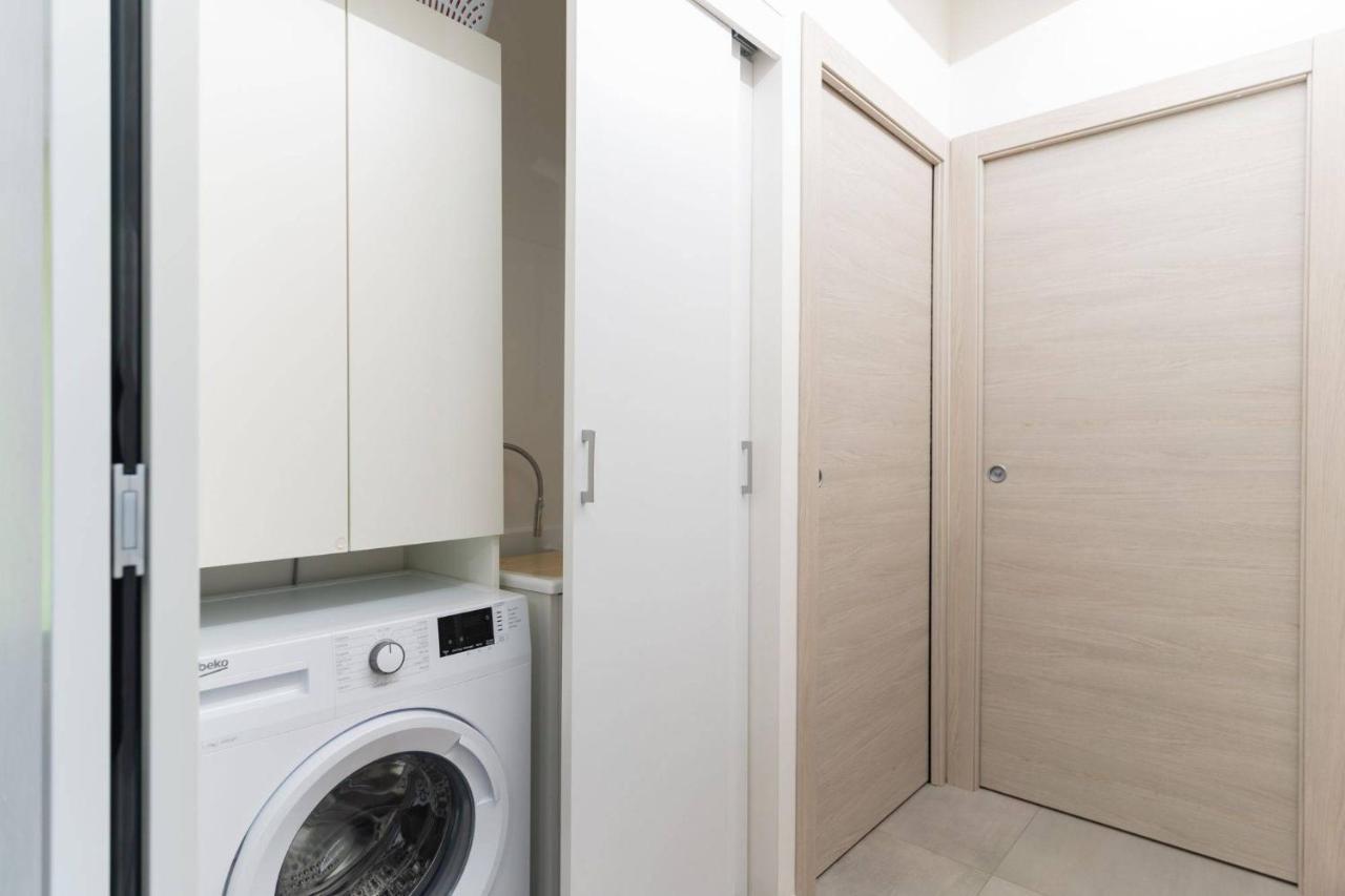 Lovely Modern Apartment Модика Экстерьер фото